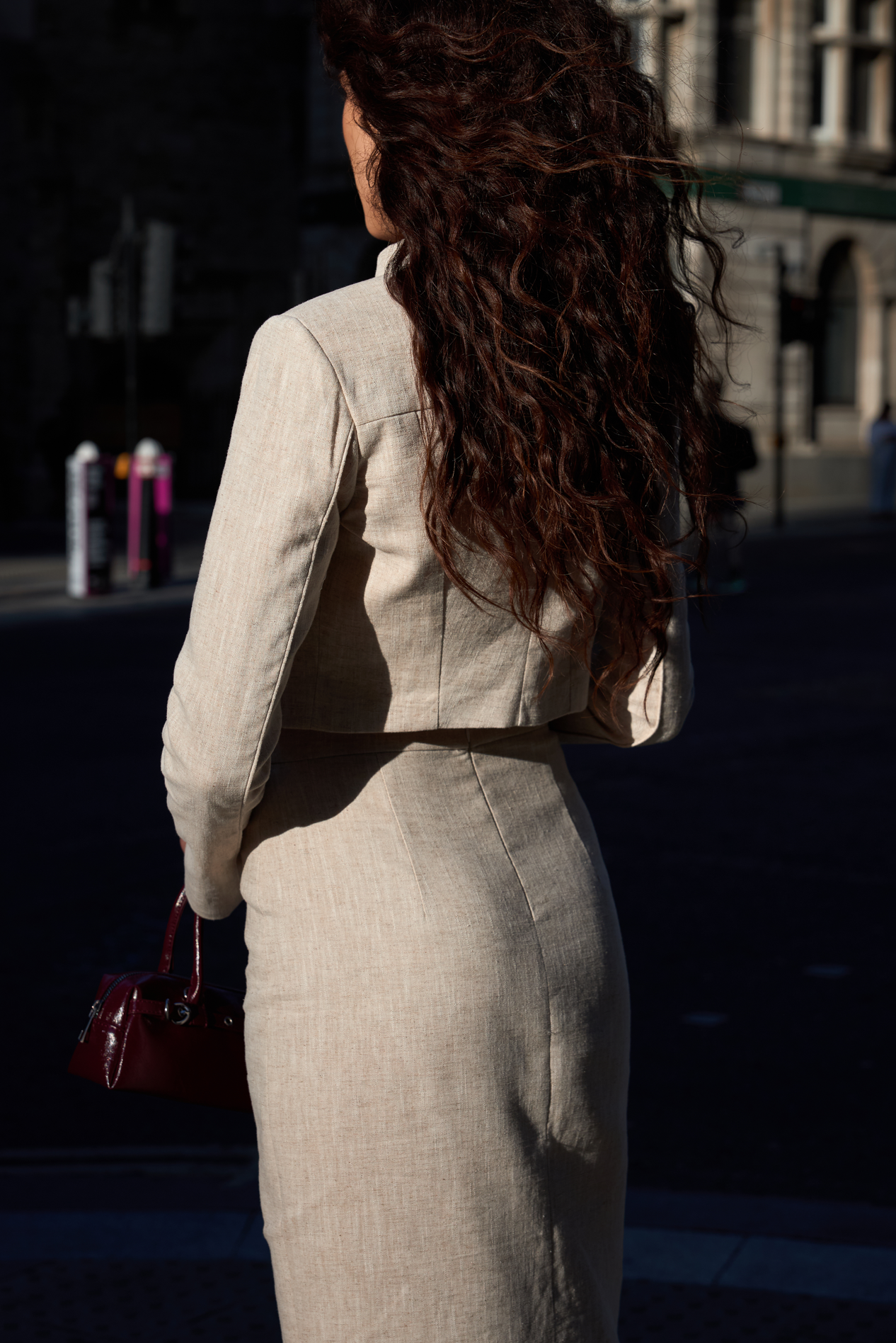 STRUCTURED TAILORED SKIRT SAND
